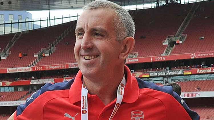 Nigel Winterburn, salah satu legenda Arsenal Copyright: Daily Express