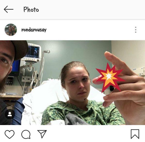 Ronda Rousey mengalami kecelakaan saat syuting serial televisi. Copyright: Instagram @rondarousey
