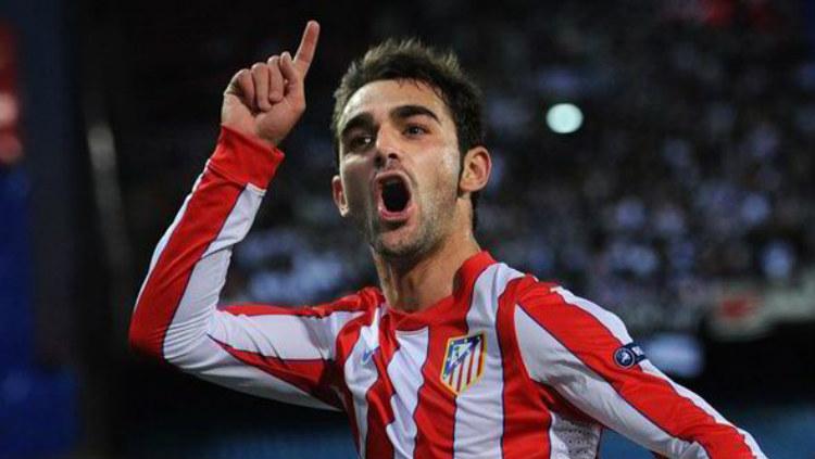 Adrian Lopez, pemain jebolan LaLiga Spanyol Copyright: express.co.uk