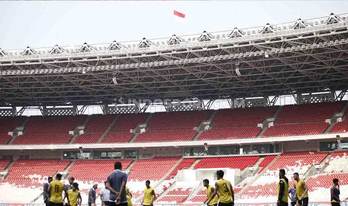 Latihan tim Persija jelang laga Liga 1 melawan PSM Makassar di Stadion GBK Senayan, Jakarta, Selasa (27/08/19). Foto: Herry Ibrahim/INDOSPORT