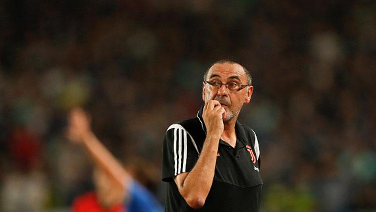 Pelatih Juventus, Maurizio Sarri, mendapat kritik dari Marcello Lippi. Fred Lee/GettyImages.
