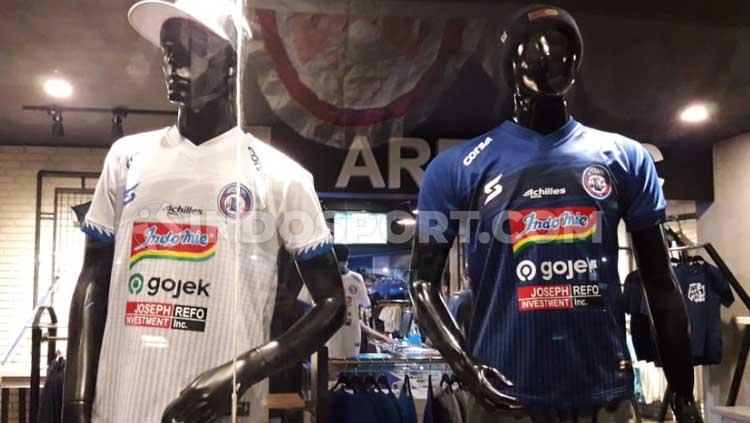 Manajer Store Arema FC, Tjiptadi Purnomo turut menawarkan win-win Solution atas maraknya pembajakan Jersey, dengan berupaya menggandeng 'para pembajak dari segi bisnis.