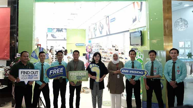 Dr. Kong, merek penyedia sepatu untuk kesehatan asal Hongkong membuka toko ke-4 yang berlokasi di Jakarta. - INDOSPORT