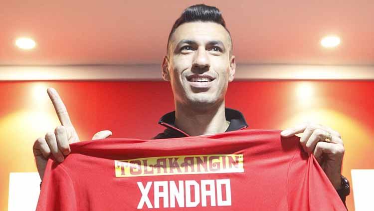 Xandao resmi diperkenalkan Persija kepada publik.