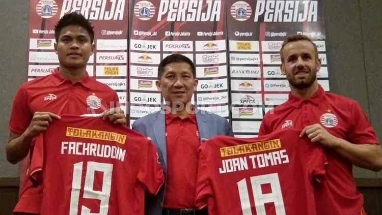 Perkenalan pemain baru Persija Jakarta Joan Tomas Campasol dan Fachrudin Aryanto oleh CEO Persija, Ferry Paulus, Sabtu (31/8/19)