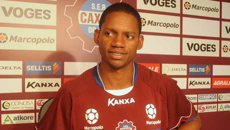 Striker asal Brasil, Vanderlei Francisco.