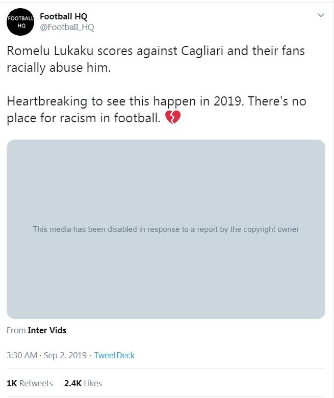 Lukaku menjadi korban tindakan rasis oleh oknum suporter Cagliari. Copyright: Twitter.com