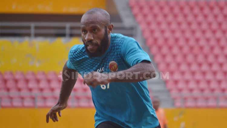 Winger andalan Sriwijaya FC Yohanis Nabar.