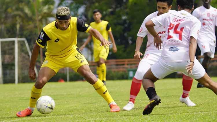 Bruno Matos latihan perdana bersama Bhayangkara FC. Copyright: bhayangkarafc Verified