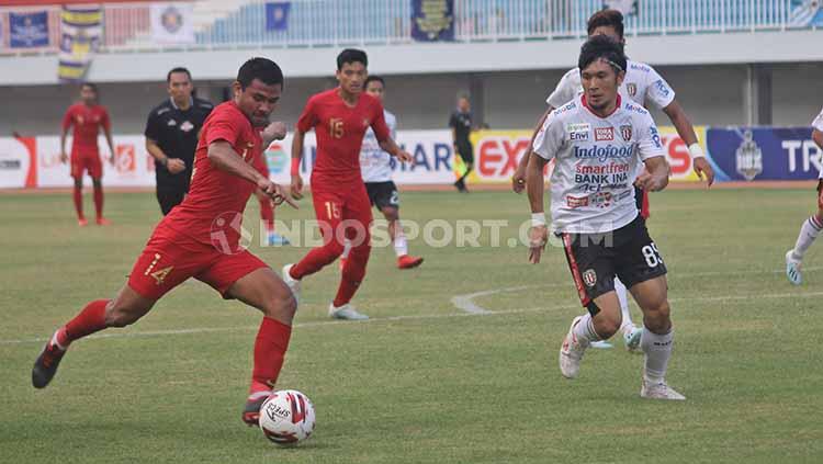 Timnas U-22 vs Bali United dalam laga Trofeo HB X di Stadion Mandala Krida, Yogyakarta, Minggu (08/09/19). - INDOSPORT