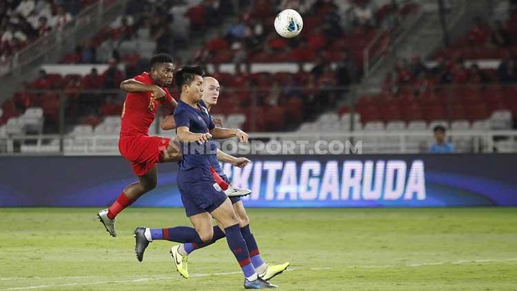 Pelatih PS Tira Persikabo, Rahmad Darmawan membela Osas Saha perihal tendangan penalti ke gawang Malaysia yang gagal. - INDOSPORT