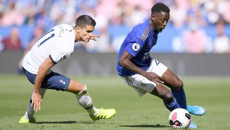 Klub Liga Spanyol (LaLiga), Barcelona, menantikan kedatangan gelandang gratisan dari Leicester City, Wilfred Ndidi, di bursa transfer selanjutnya.