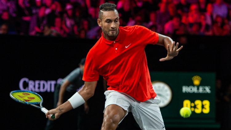 Nick Kyrgios di Laver Cup 2019 melawan Roger Federer.