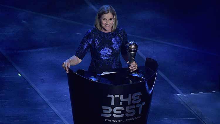 Jill Ellis terpilih sebagai pelatih The Best FIFA Football Awards di Teatro alla Scala, Selasa (23/09/19) Pier Marco Tacca/Anadolu Agency via Getty Images