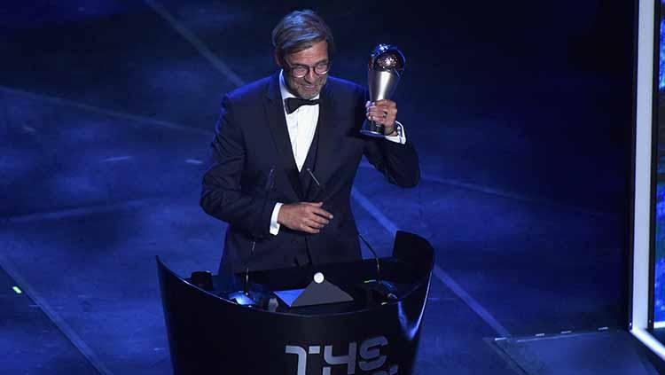 Manajer Liverpool, Jurgen Klopp, terpilih sebagai Pelatih Terbaik FIFA 2019 berkat prestasinya mengantar The Reds menjuarai Liga Champions musim lalu. Foto: Pier Marco Tacca/Anadolu Agency via Getty Images
