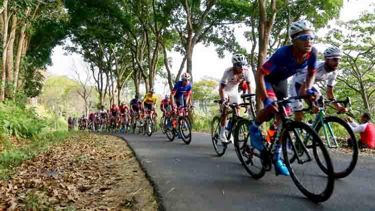 INDOSPORT.COM - Bertempat di Gunung Ijen, Jawa Timur pada 25-28 September 2019 mendatang akan digelar Tour de Banyuwangi Ijen (TdBI) 2019. - INDOSPORT