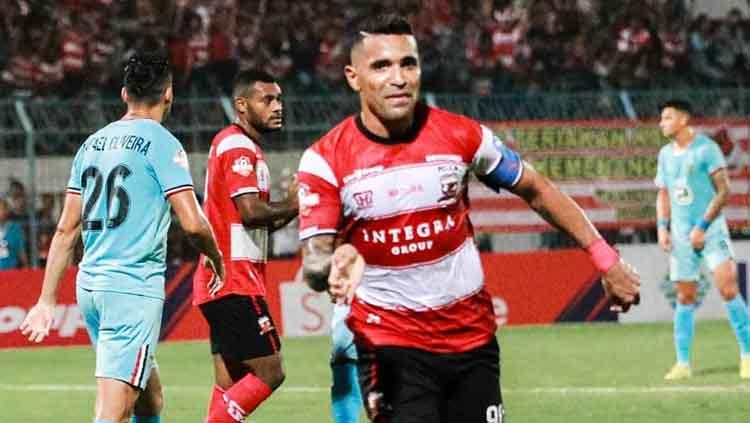 Rencana Timnas Indonesia U-22 menyertakan striker Madura United, Beto Goncalves, di ajang SEA Games 2019 mendapatkan sorotan media asal Singapura. - INDOSPORT