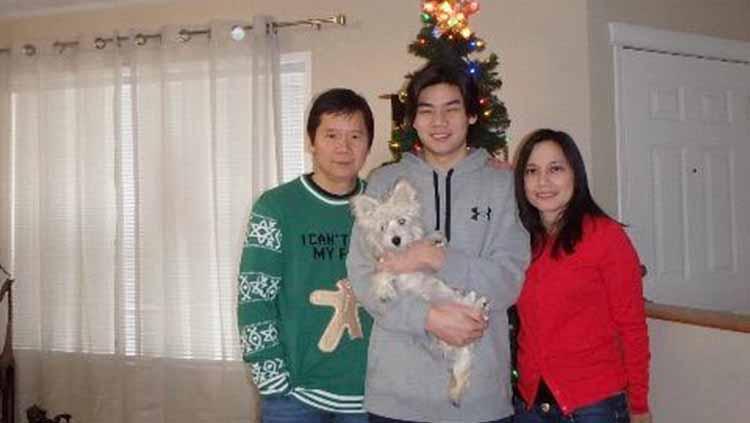 Mari menilik kabar terbaru dari Ardy Bernardus Wiranata, salah satu tunggal putra terbaik bulutangkis Indonesia, yang kini hijrah ke Kanada bersama keluarga.