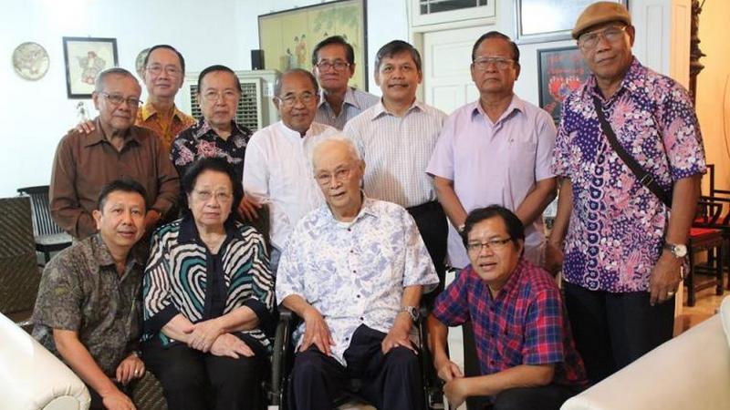 Stanley Gouw (tengah) di acara ulang tahun pernikahannya yang ke-60 tahun.