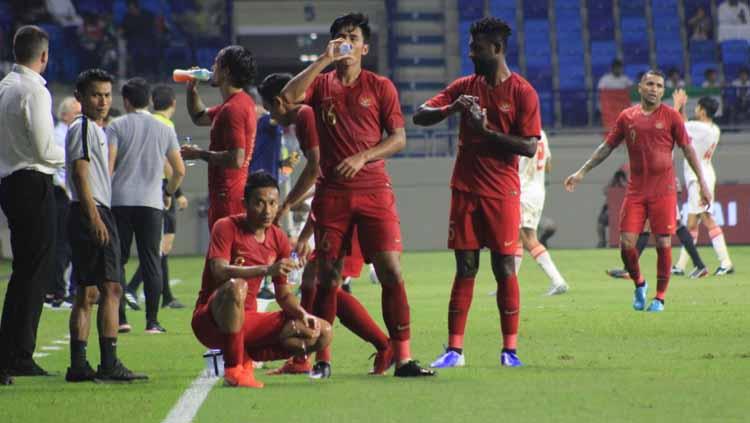 Para penggawa Timnas Indonesia memanfaatkan waktu istirahat.