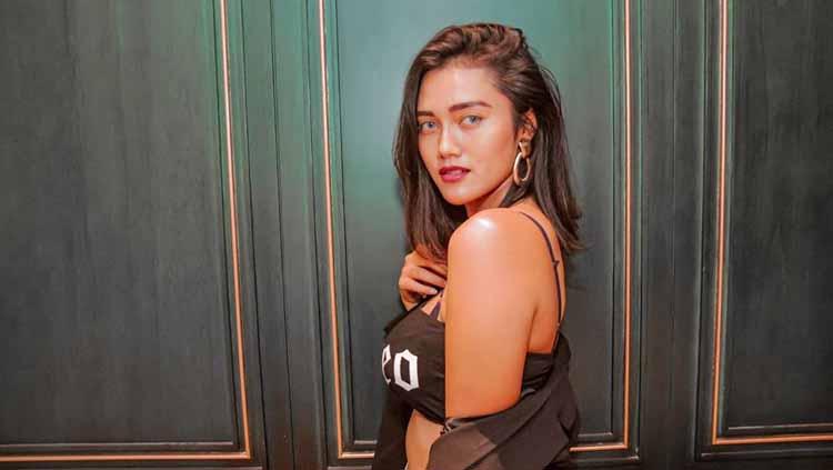 Selebgram sekaligus suporter Persija Jakarta, Jess Amalia