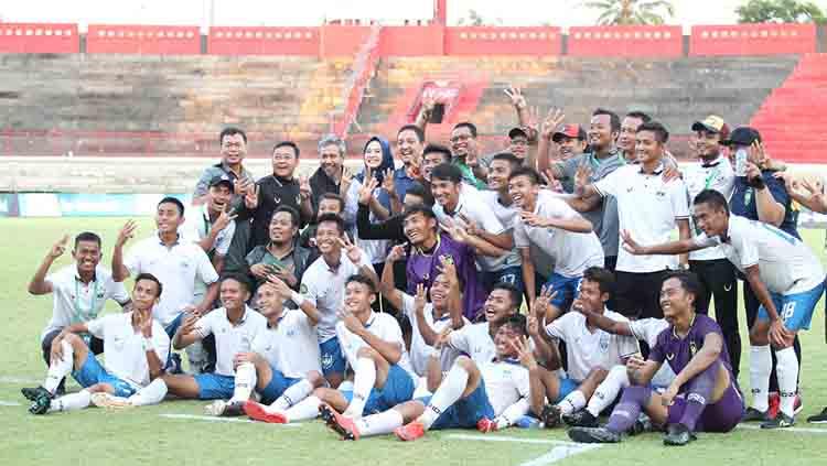 Pemain PSIS U-20 saat merayakan juara 3 Elite Pro Academu U-20 2019.