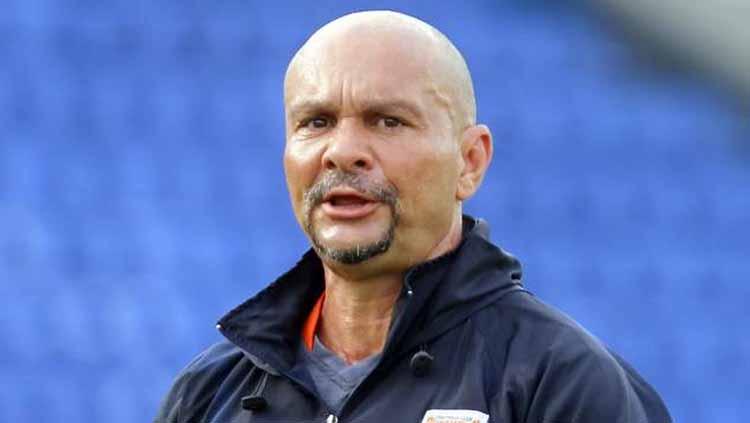 Pelatih kiper Borneo FC, Luizinho Passos, dirumorkan bakal gabung Persib Bandung pada kompetisi Liga 1 musim depan.