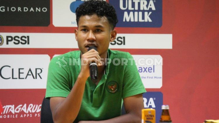 Fulback sekaligus kapten tim Timnas Indonesia U-23, Bagas Kaffa, berharap bisa sembuh dari cedera lebih cepat. Foto: Fitra Herdian/INDOSPORT.