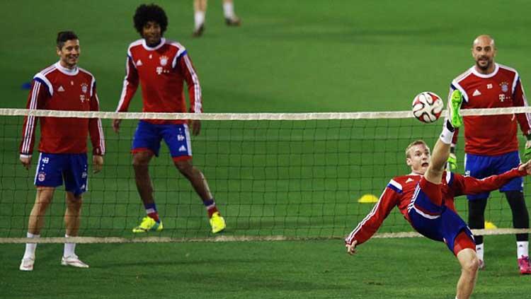 Bayern Munchen pernah latihan dengan menggunakan metode football tennis Copyright: DailyMail