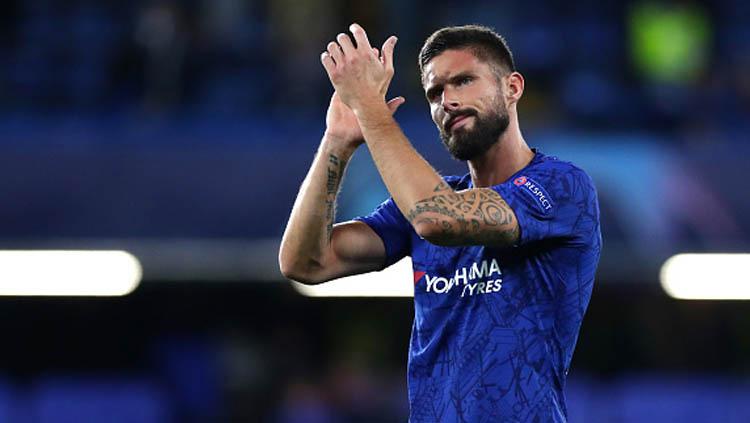 Inter Milan mengincar dua penyerang veteran, Fernando Llorente (Napoli) dan Olivier Giroud (Chelsea) untuk dijadikan pelapis bintang mereka Romelu Lukaku.