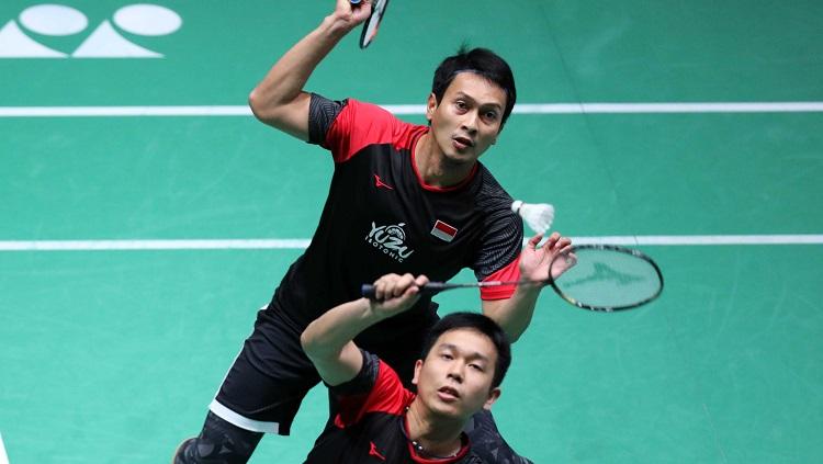 Mohammad Ahsan/Hendra Setiawan berhasil menumpaskan perlawanan dari pasangan asal Denmark Mathias Boe/Mads Conrad-Petersen di Hong Kong Open 2019.