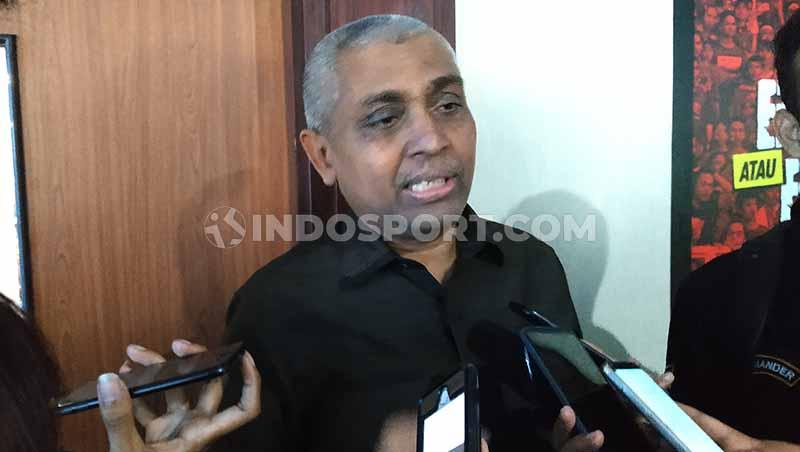 Anggota Exco PSSI, Ahmad Riyadh mengatakan belum ada kepastian soal lanjutan Liga 1 Indonesia 2022. Padahal rencananya bakal kembali dilanjutkan akhir November.