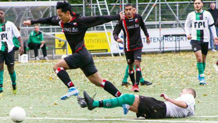Yussa Nugraha, pemain Indonesia saat memperkuat tim HBS di Liga Belanda - INDOSPORT