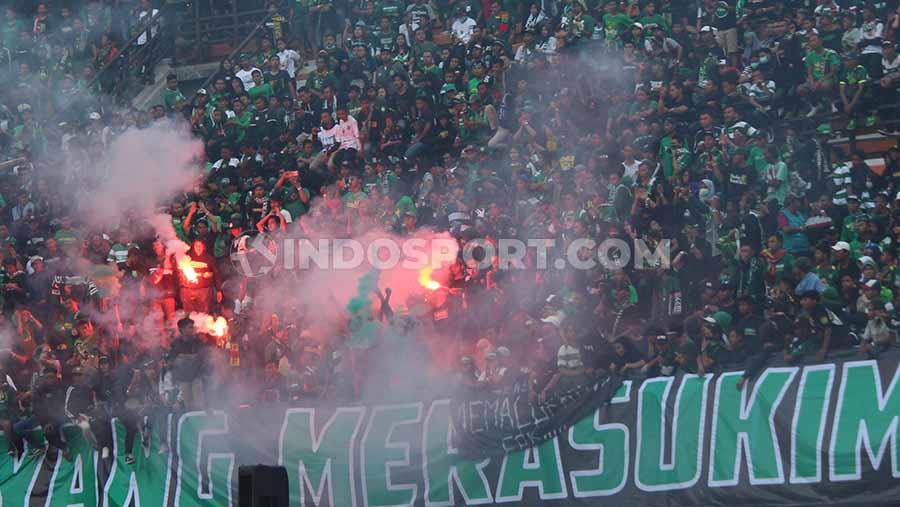Tribun Utara kosong oleh Bonek saat pertandingan Persebaya vs PSS Sleman, Selasa (29/10/19).