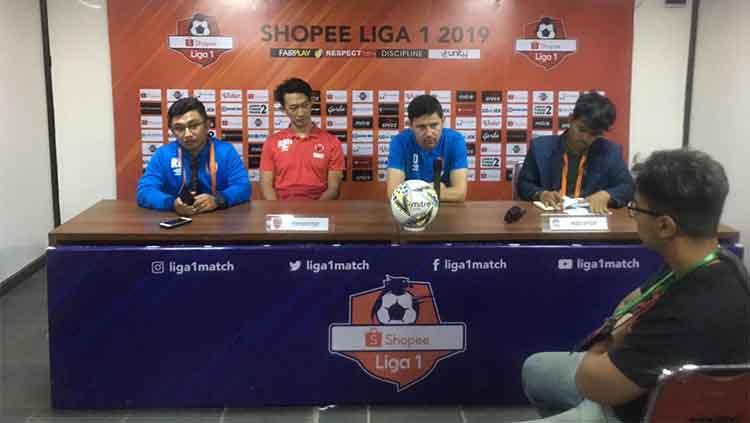Konferensi pers PSM Makassar setelah dikalahkan Bhayangkara FC dengan skor 2-3 dihadiri oleh pelatih Darije Kalezic dan pemain Rivky Mokodompit. - INDOSPORT