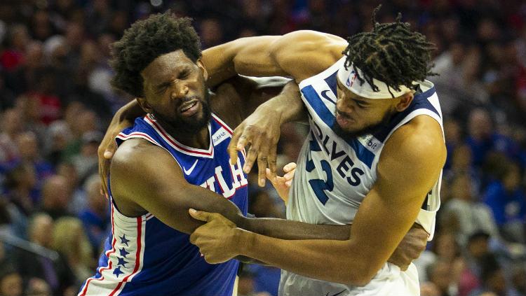 Joel Embiid dan Karl-Anthony Towns kala terlibat perkelahian di laga NBA Philadelphia 76ers vs Minnesota Timberwolves.