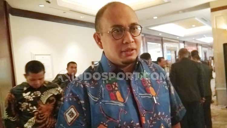 Mertua Pratama Arhan, Andre Rosiade, akhirnya mengambil tindakan nyata dengan mendatangi kantor PT LIB buntut Semen Padang merasa dikerjai wasit Liga 2.