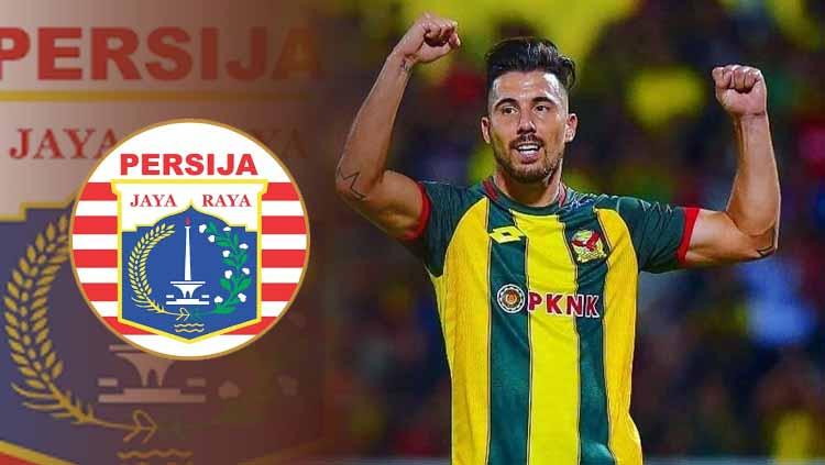 Jonathan Bauman dan logo Persija Jakarta
