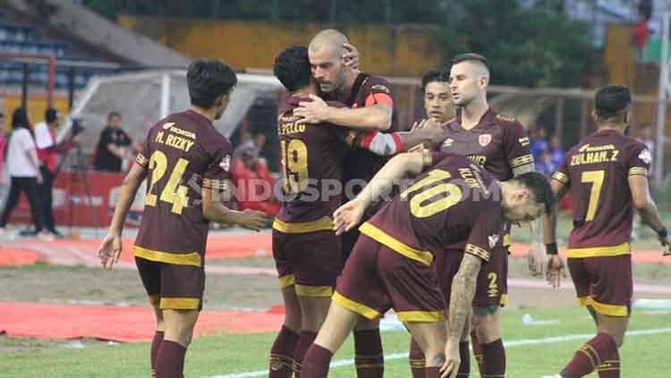 PSM Makassar membawa 18 pemain untuk melawan Persebaya Surabaya di Stadion Batakan, Balikpapan, Kamis (14/11/19), pada laga tunda pekan ke-26 Shopee Liga 1 2019.