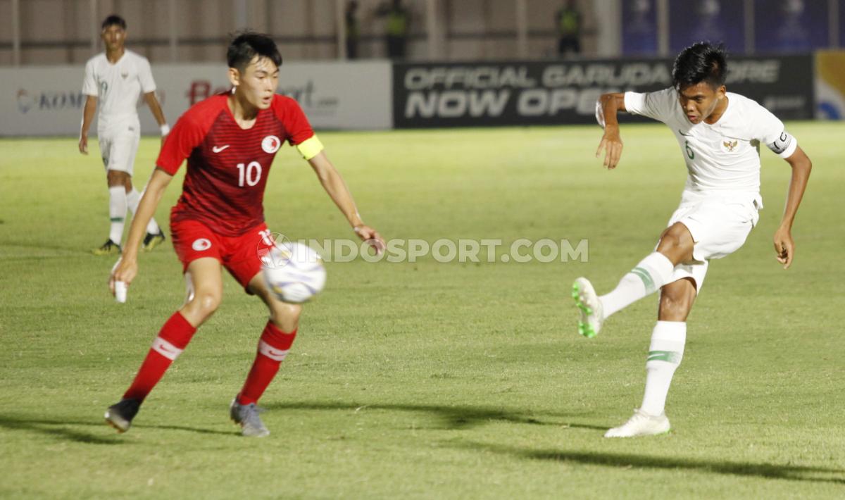 Pemain Timnas Indonesia U-19, David Maulana pada Kualifikasi Piala Asia U-19 antara Indonesia U-19 vs Hong Kong U-19 di Stadion Madya, Senayan, Jumat (08/11/19). Copyright: Herry Ibrahim/INDOSPORT