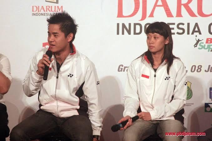 Simon Santoso dan Maria Kristin dalam acara konferensi pers. Copyright: PB Djarum