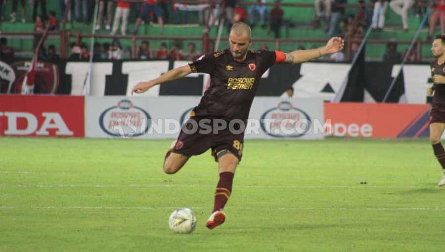 Gelandang klub Liga 1 PSM Makassar, Willjan Pluim.