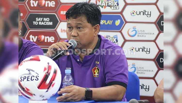 Eks klub Liga Malaysia PDRM FA Budi Sudarsono turut buka suara atas kiprah fantastis pelatih Persik Kediri Budiardjo Thalib.