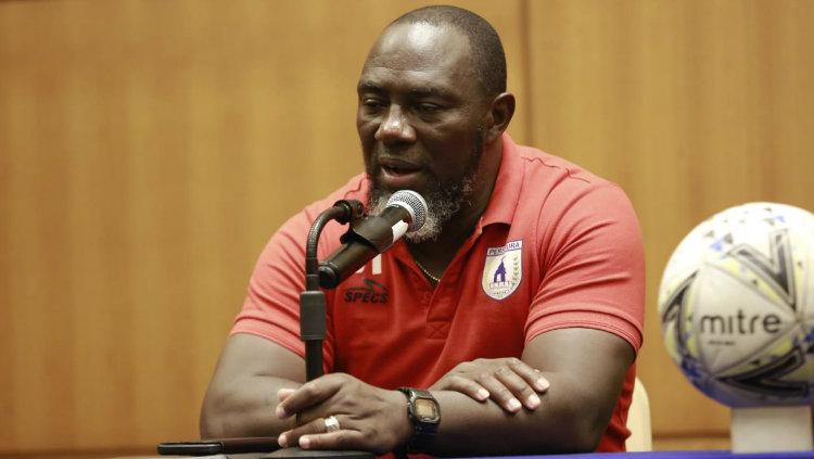 Pelatih Persipura, Jacksen Tiago.