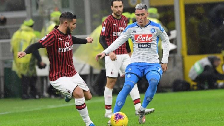 Jose Callejon juga memakai coretan merah di pipinya saat pertandingan Serie A Italia giornata ke-13 antara AC Milan vs Napoli, Minggu (24/11/19) dini hari tadi. Copyright: sscnapoli.it