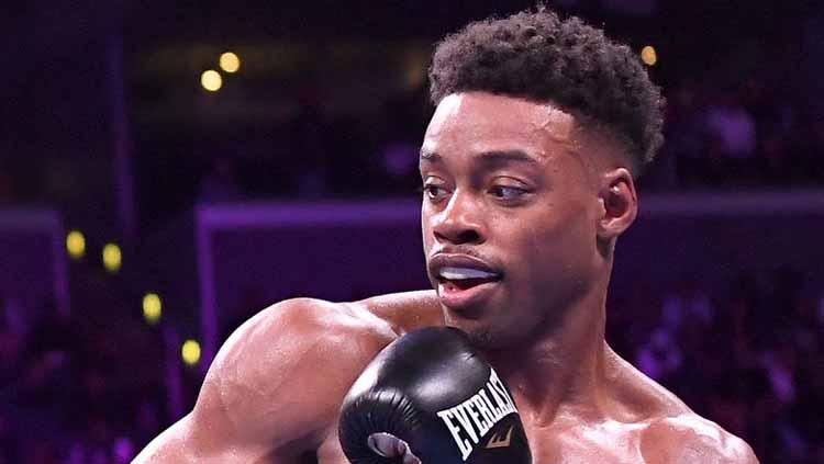 Nasib nahas dialami oleh raja tinju dunia, Errol Spence Jr yang mengalami kecelakaan horror hingga mobilnya ringsek parah.
