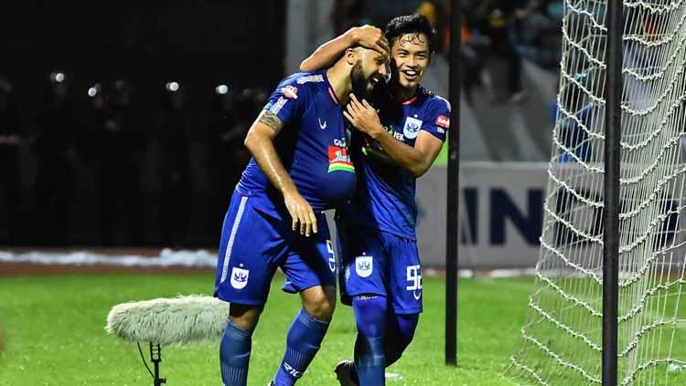 Pemain PSIS Semarang melakukan selebrasi dalam laga Liga 1 2019 kontra PSM Makassar.