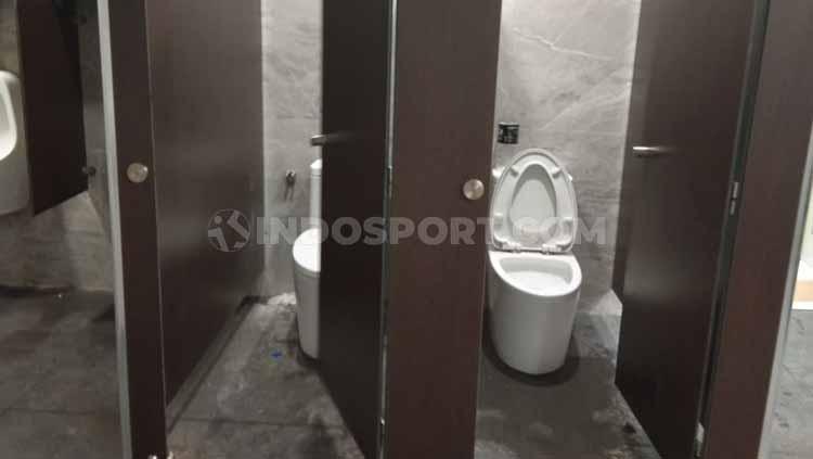 Stadion Ninoy Aquino menjadi salah satu venue tempat dilangsungkannya SEA Games 2019. Sayangnya kondisi toilet di stadion itu terlihat memprihatinkan. - INDOSPORT