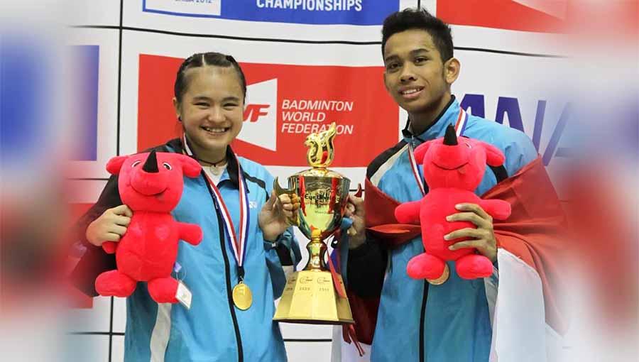 Melati Daeva dan Edi Subaktiar saat memenangkan gelar Kejuaraan Dunia Bulutangkis Junior 2012. Copyright: badmintonindonesia.org