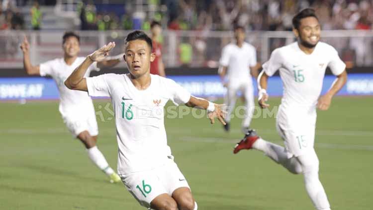Sani Rizki membuka keunggulan Timnas Indonesia U-23 atas Vietnam di lanjutan penyisihan Grup B SEA Games 2019.